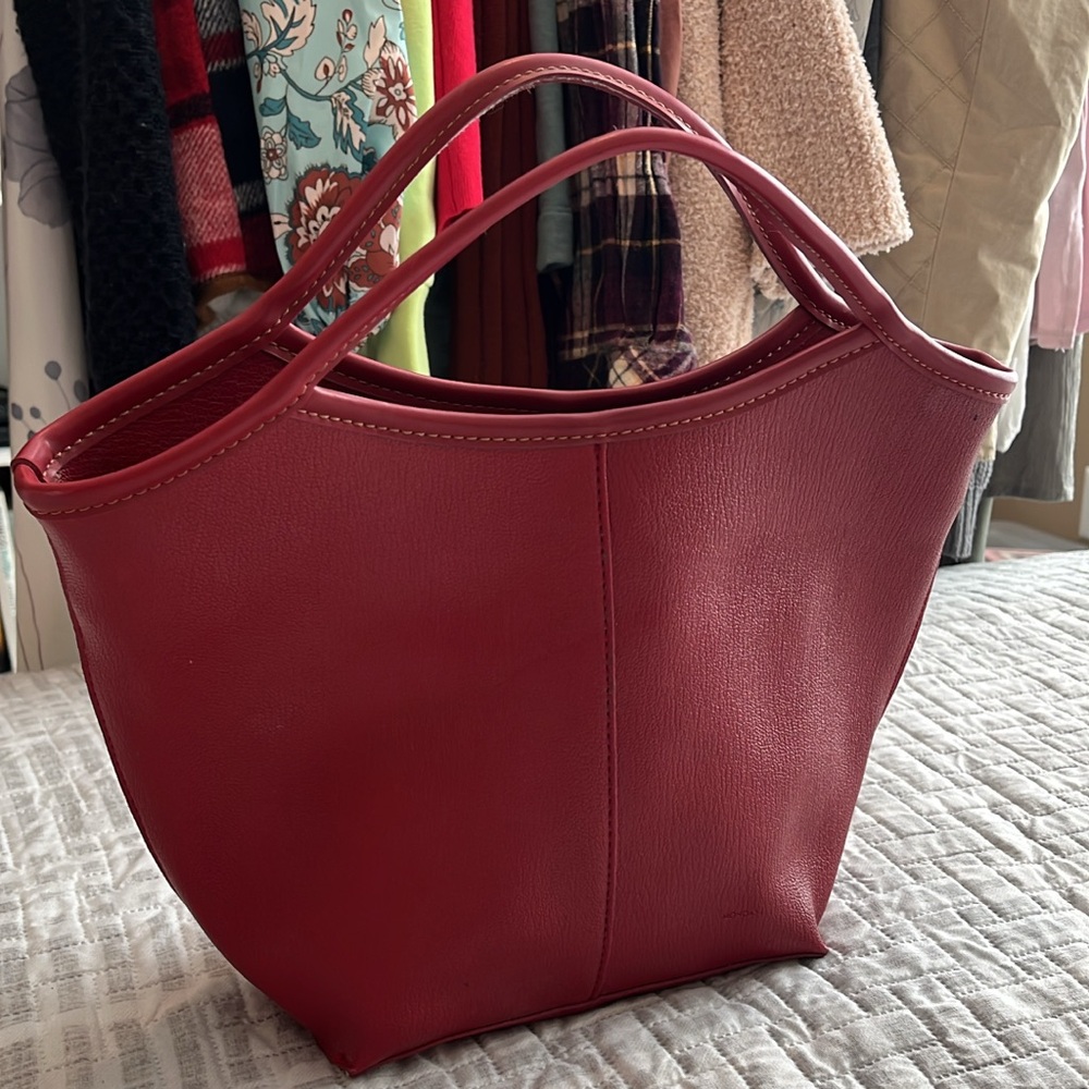 Hand bag
